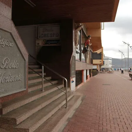 Piso Con Piscina Y Garaje En La Playa De Canteras Апартаменты
