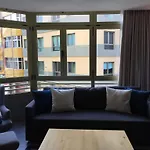 Piso Con Piscina Y Garaje En La Playa De Canteras * لاس بالماس دي غران كاناريا