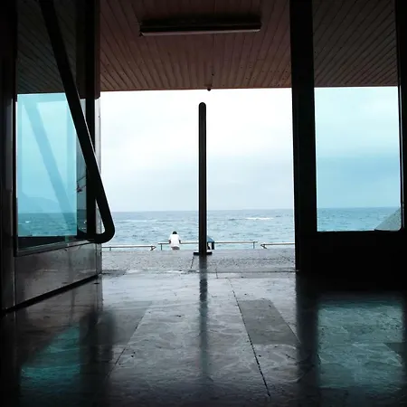 Piso Con Piscina Y Garaje En La Playa De Canteras 公寓