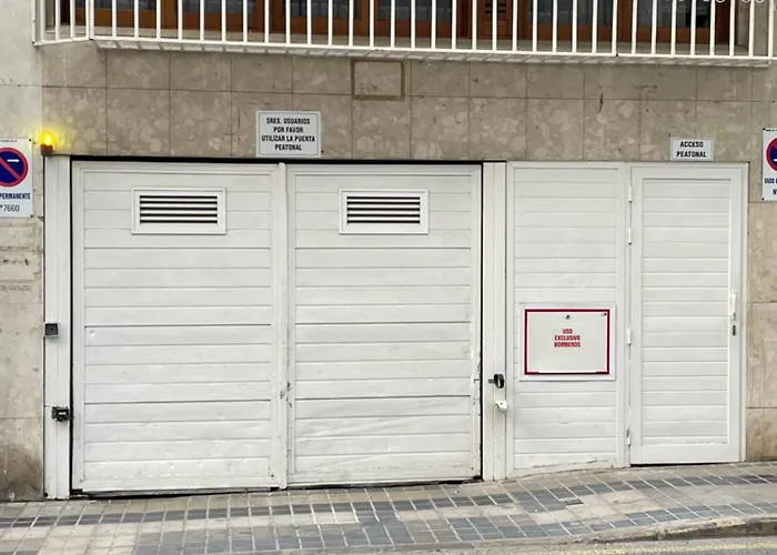 Apartamento Piso Con Piscina Y Garaje En La Playa De Canteras