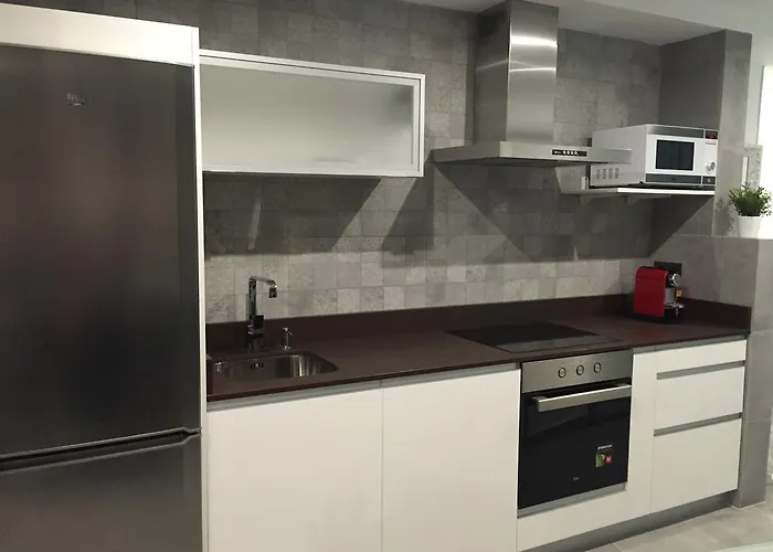 Piso Con Piscina Y Garaje En La Playa De Canteras 公寓 *