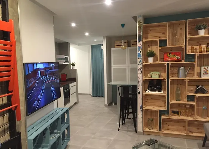 Piso Con Piscina Y Garaje En La Playa De Canteras 大加那利岛拉斯帕尔马斯