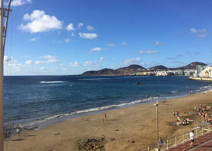 公寓 Piso Con Piscina Y Garaje En La Playa De Canteras *