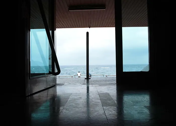 Piso Con Piscina Y Garaje En La Playa De Canteras 公寓