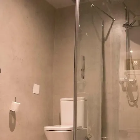 Piso Con Piscina Y Garaje En La Playa De Canteras * Las Palmas