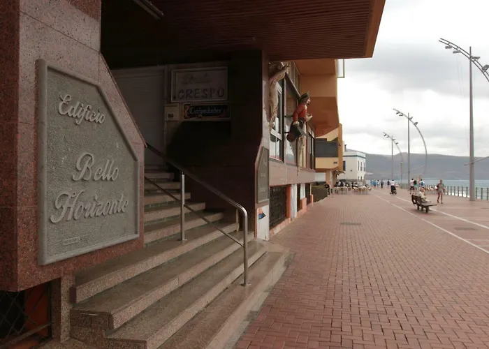 Piso Con Piscina Y Garaje En La Playa De Canteras Apartament