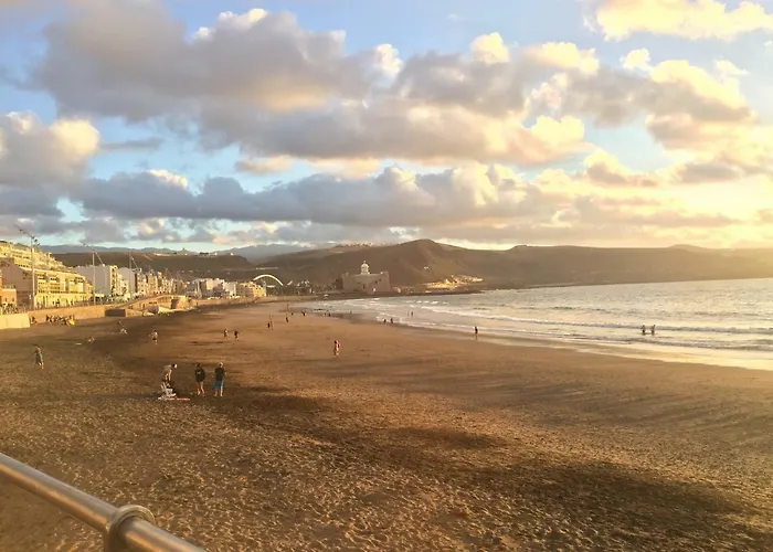 Apartament Piso Con Piscina Y Garaje En La Playa De Canteras *