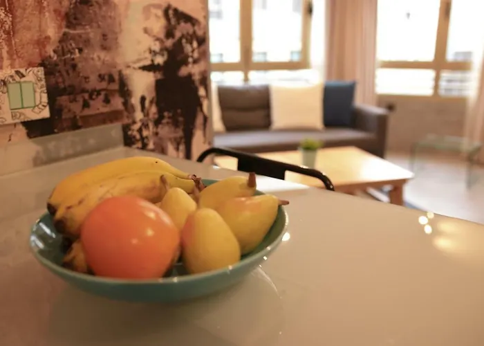 Piso Con Piscina Y Garaje En La Playa De Canteras Apartament